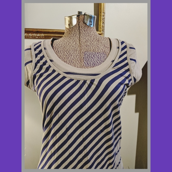 Sandwich Striped Dress - Picture 2 of 8